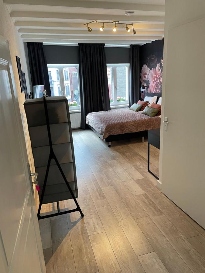 Bnb Bruxelles - Studios & Apartments Венло Екстериор снимка