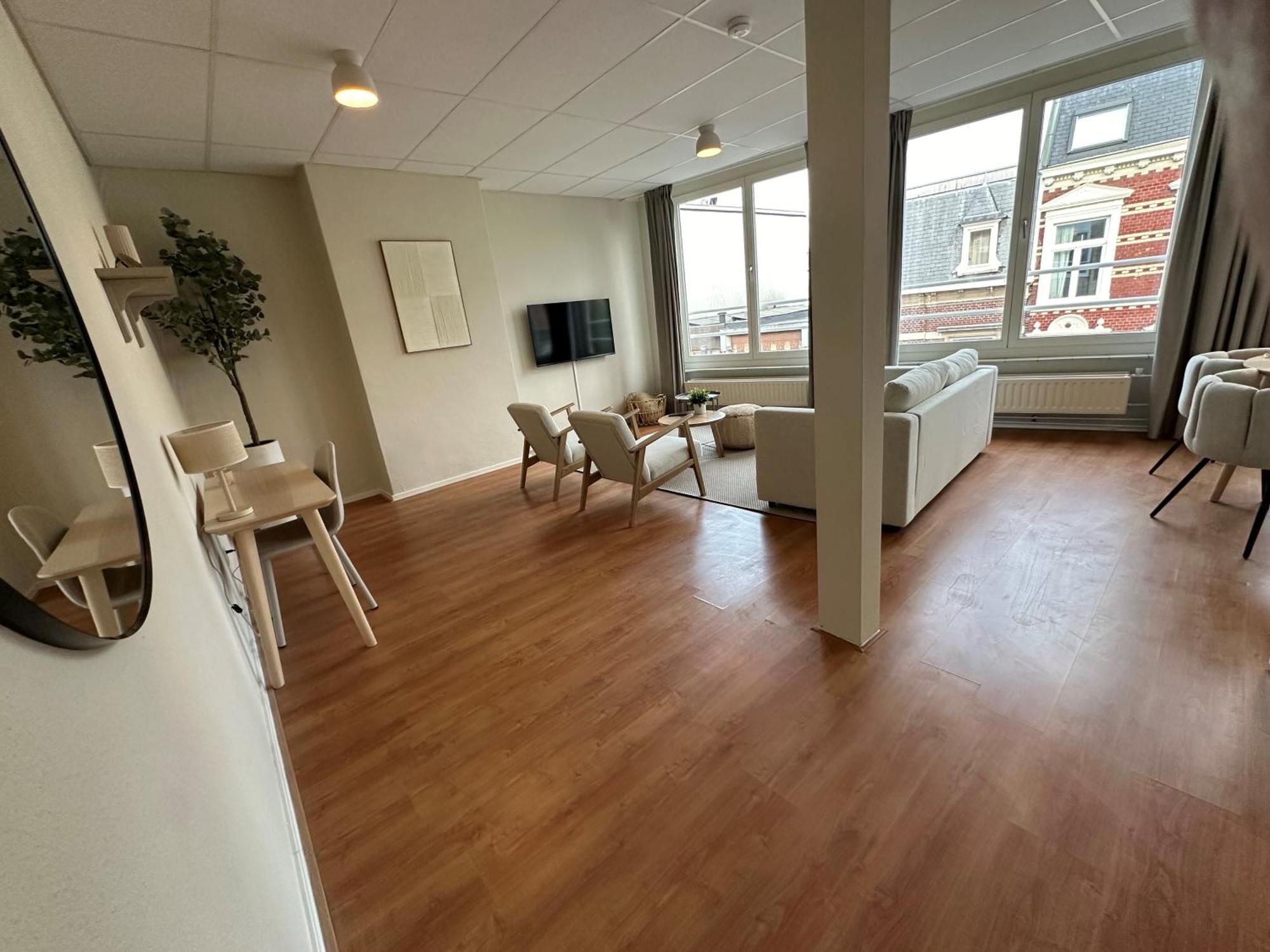 Bnb Bruxelles - Studios & Apartments Венло Екстериор снимка